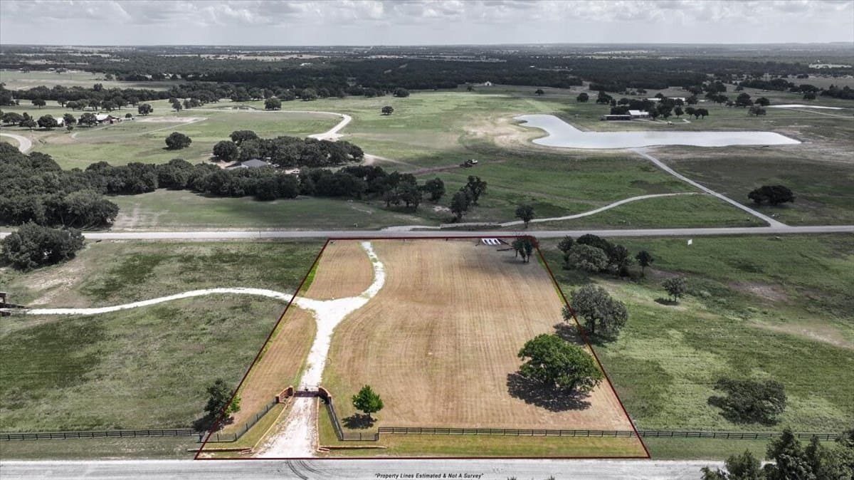 2.08 acres in Montague County - photo 16