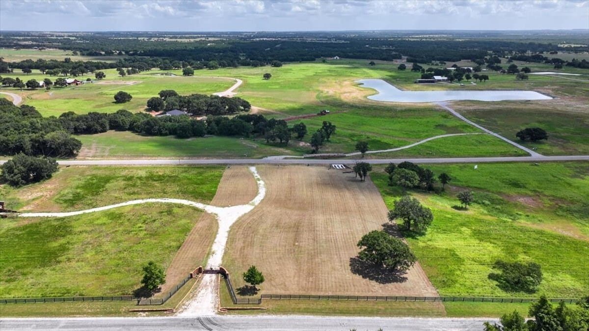 2.08 acres in Montague County - photo 15