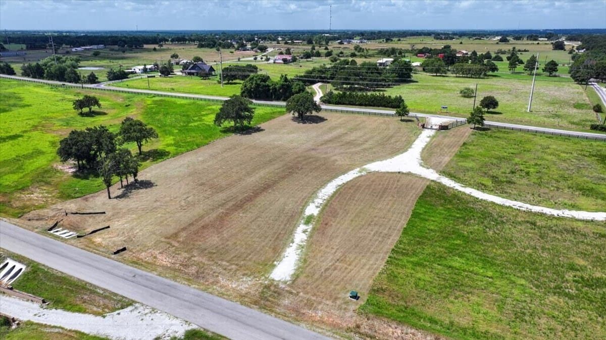 2.08 acres in Montague County - photo 13