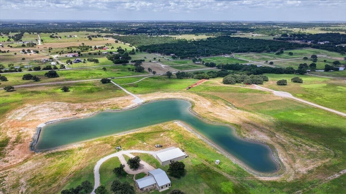 2.08 acres in Montague County - photo 18