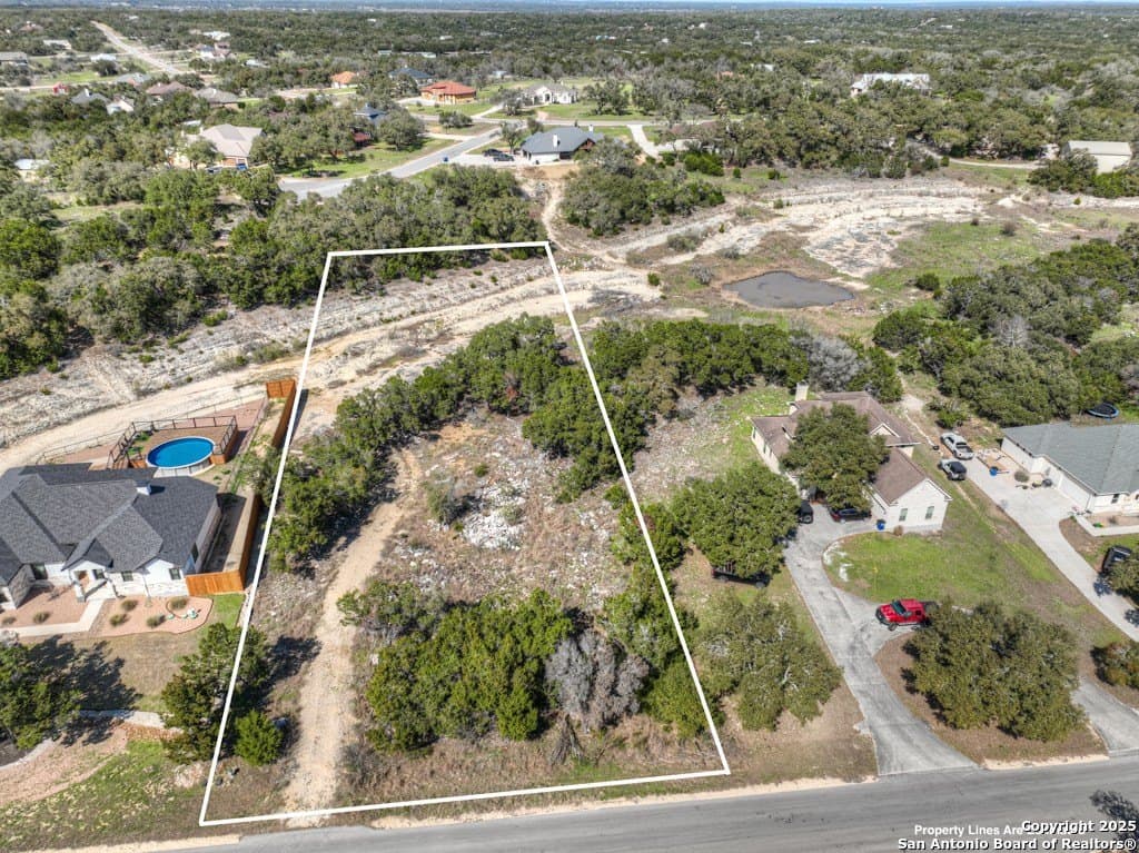 1.08 acres in Comal County gallery image 4