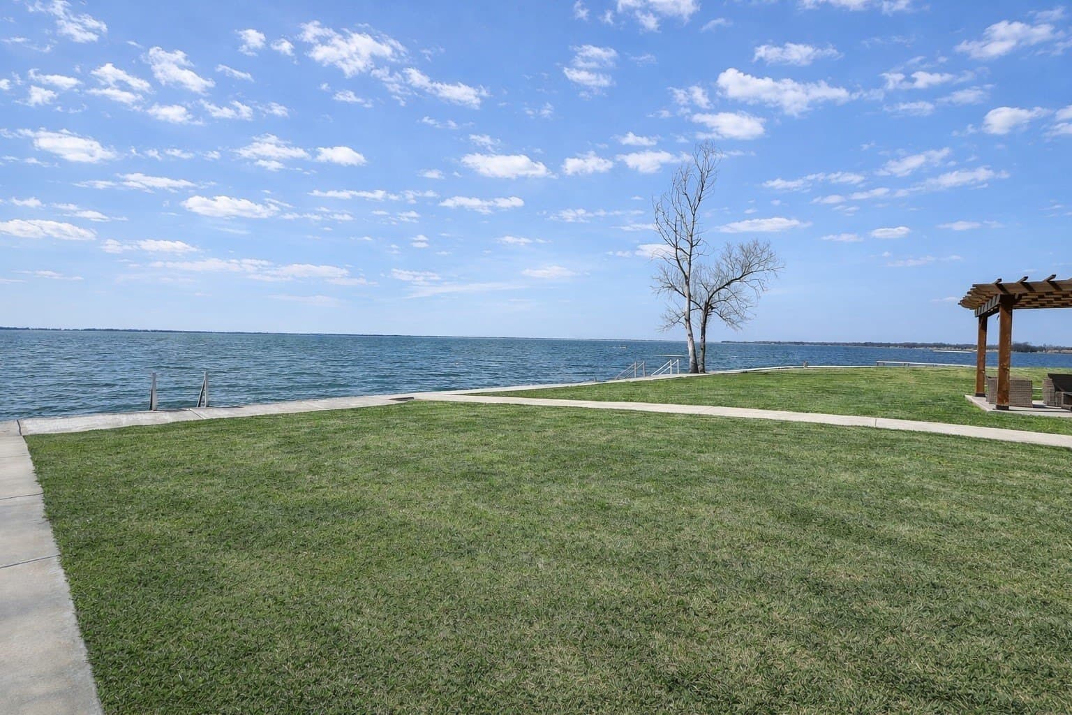 0.1 acres in Navarro County - photo 9