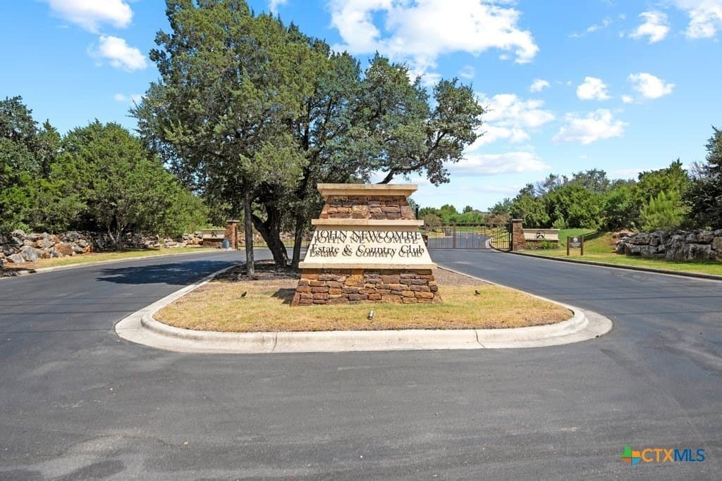 2.7 acres in Comal County - photo 2