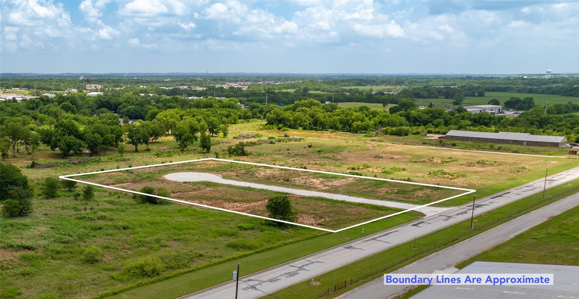 0.39 acres in Cooke County - photo 6