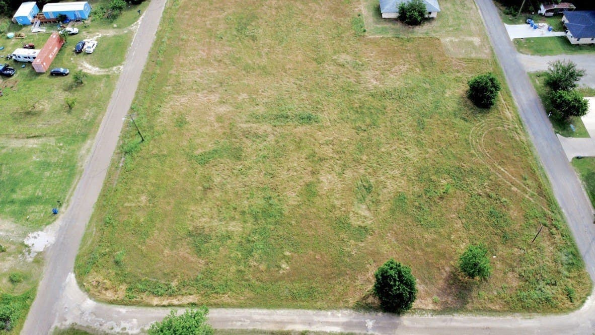 0.34 acres in Navarro County - photo 7