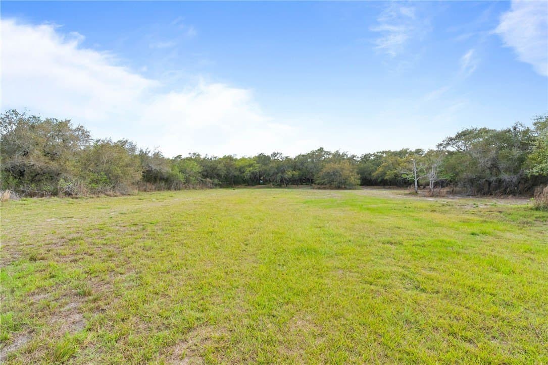 100,000 acres in San Patricio County - photo 24