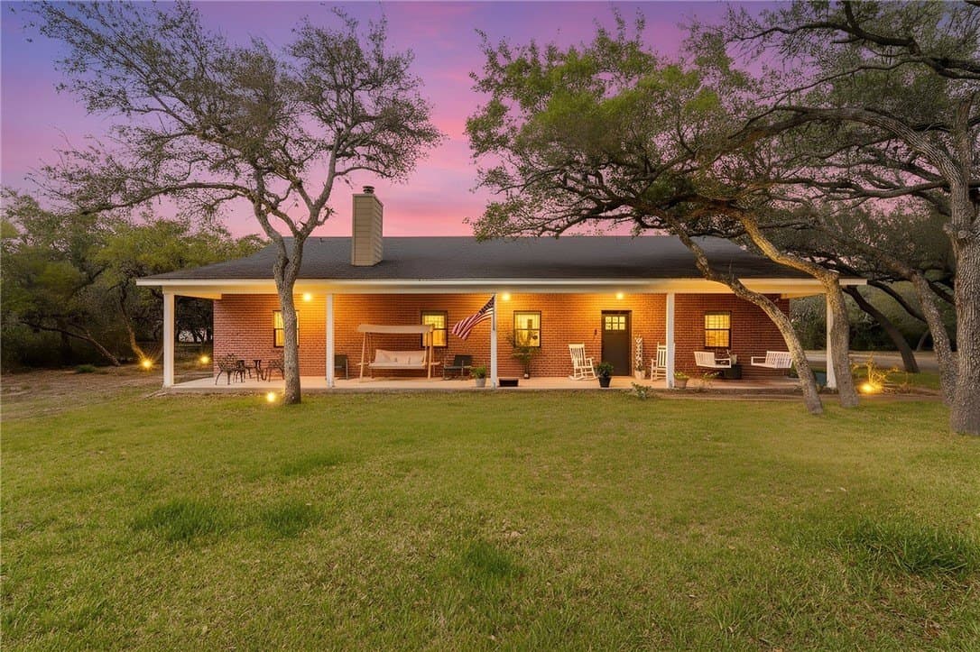 100,000 acres in San Patricio County