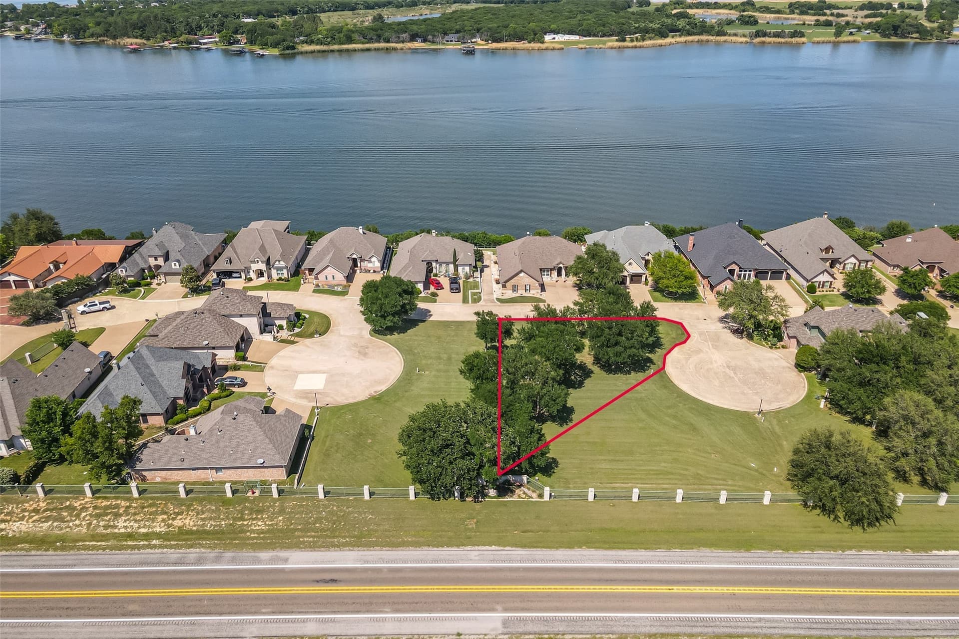 0.23 acres in Hood County