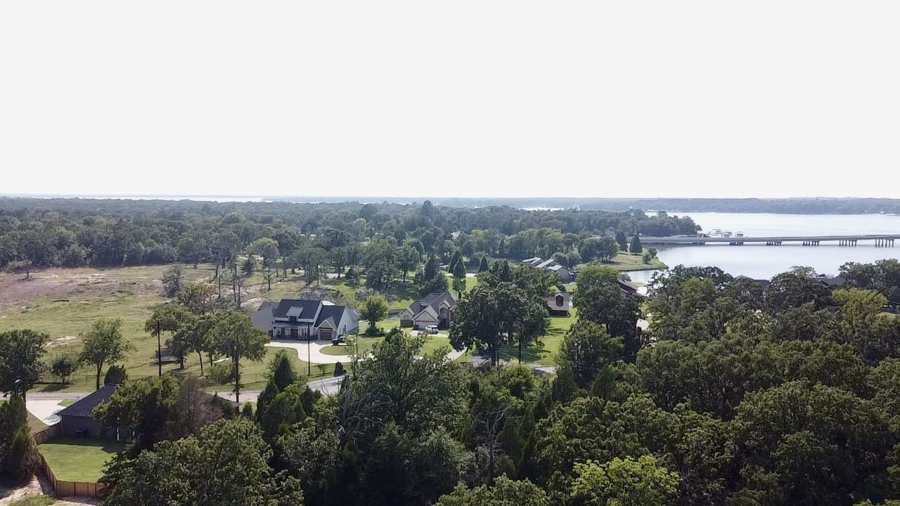 0.03 acres in Henderson County - photo 7