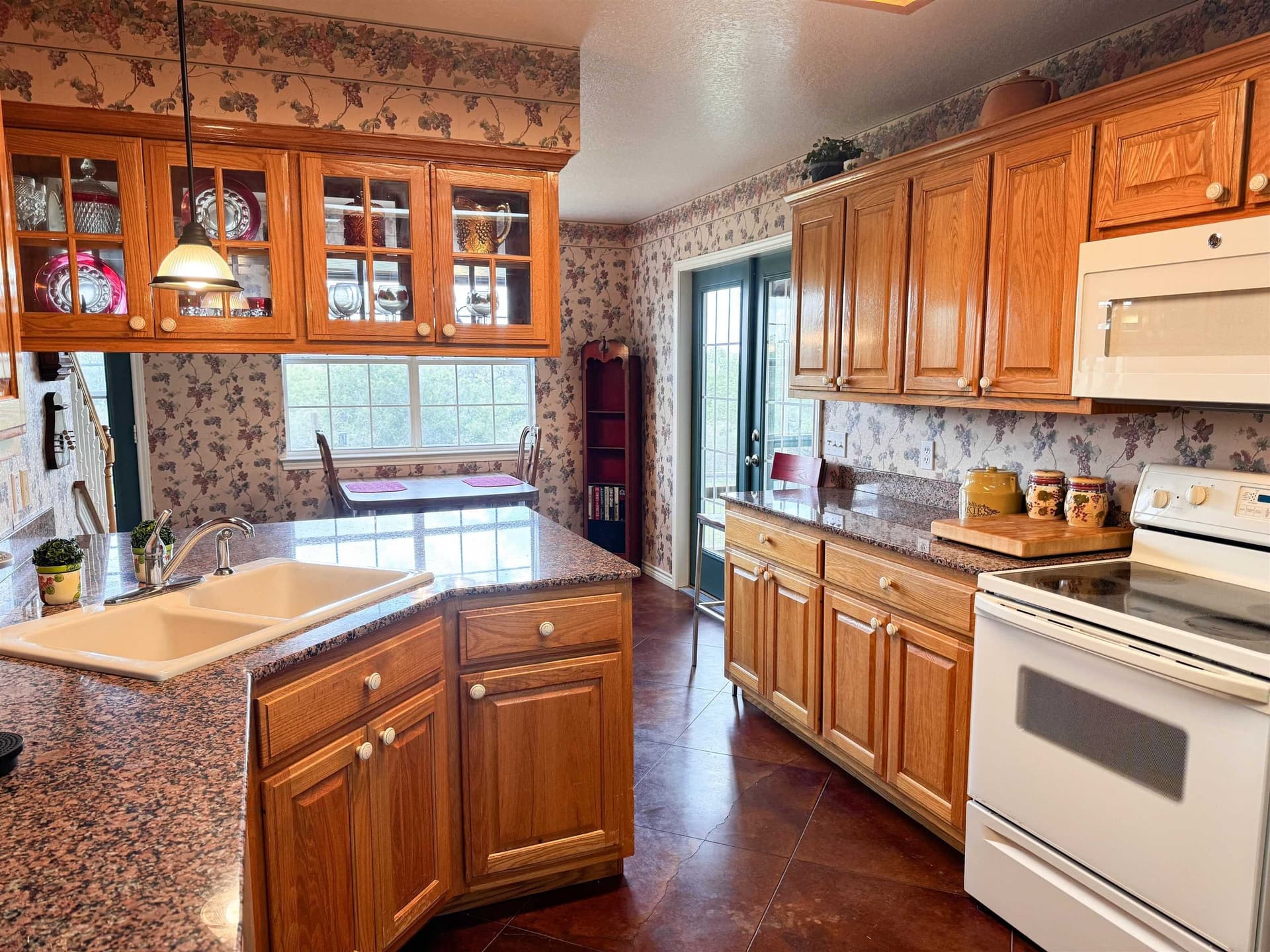 16.5 acres in Llano County gallery image 4