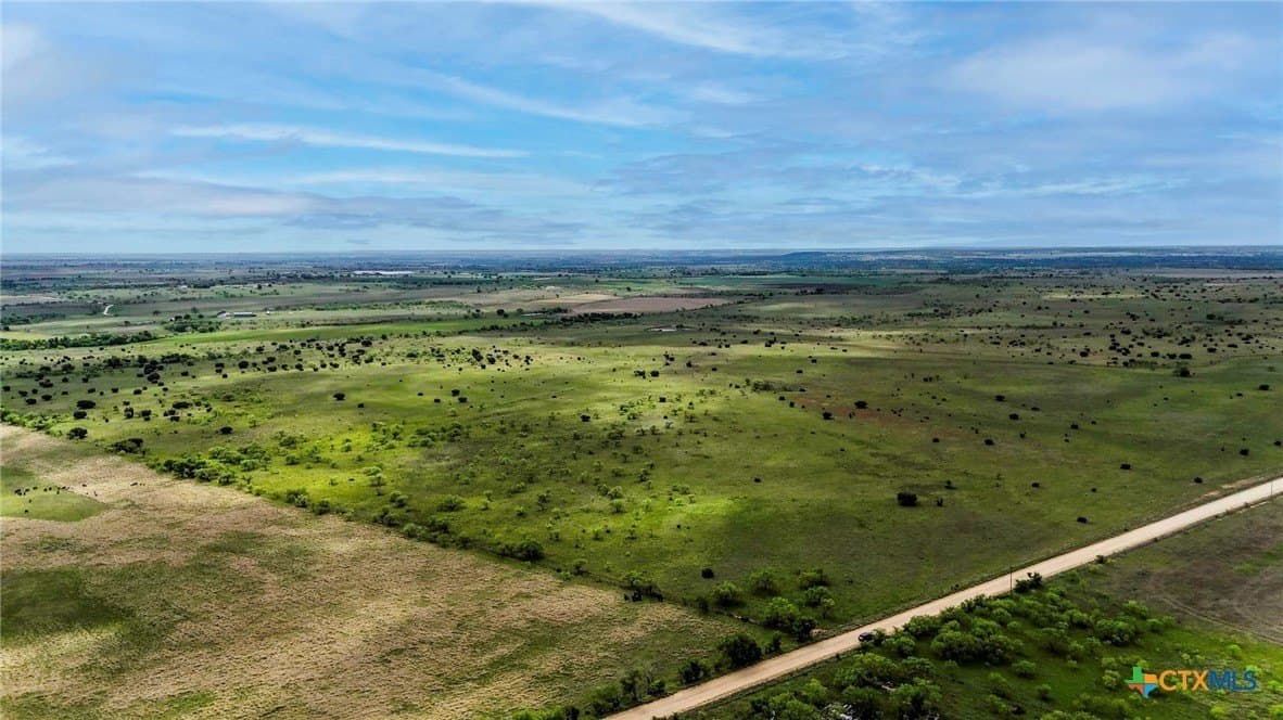 225 acres in Hamilton County - photo 2