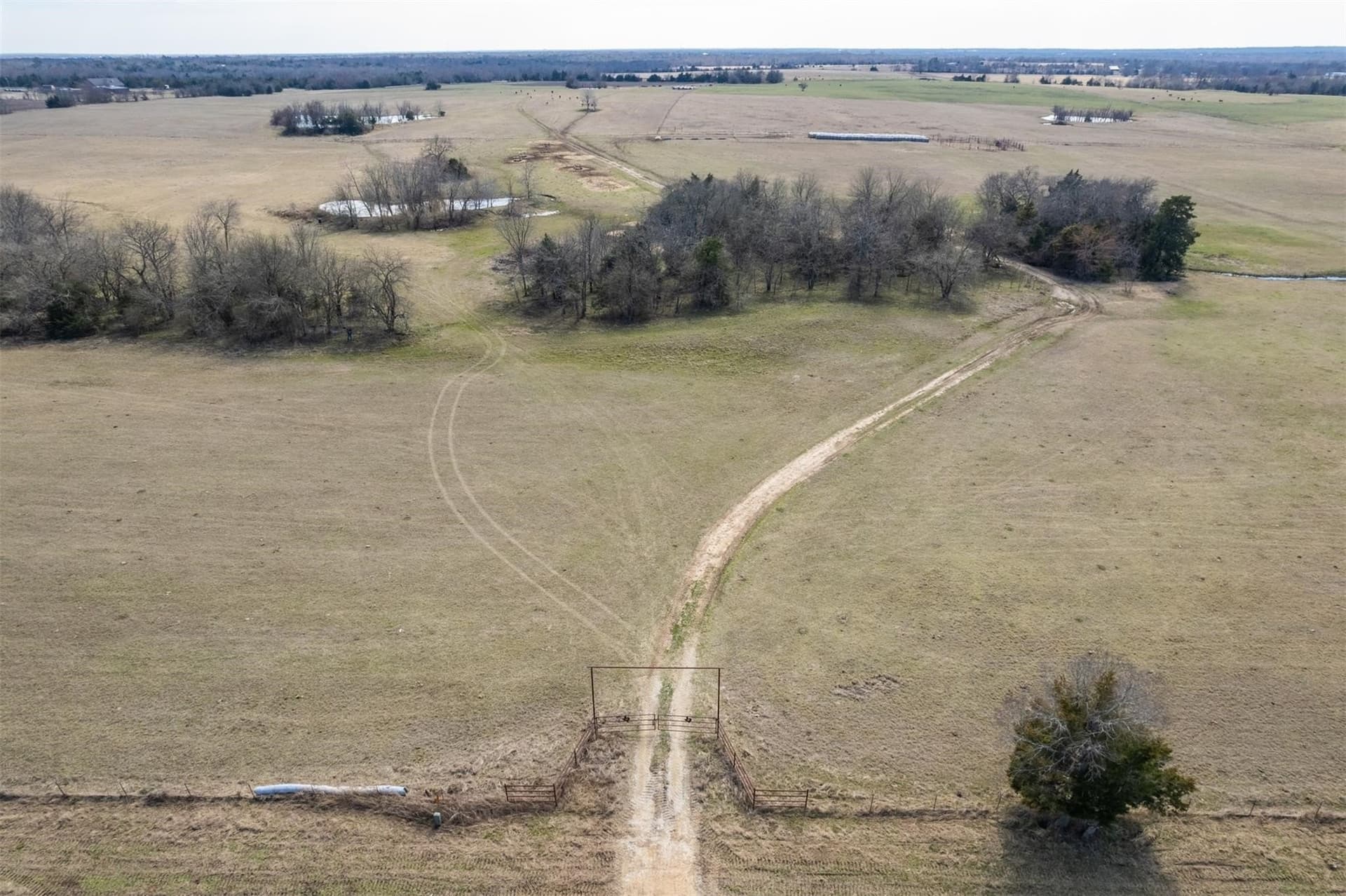 152.74 acres in Hunt County - photo 3