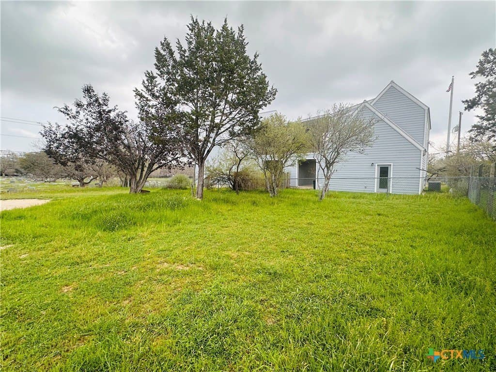 0.24 acres in Comal County gallery image 3