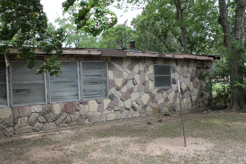 0.58 acres in Henderson County - photo 14