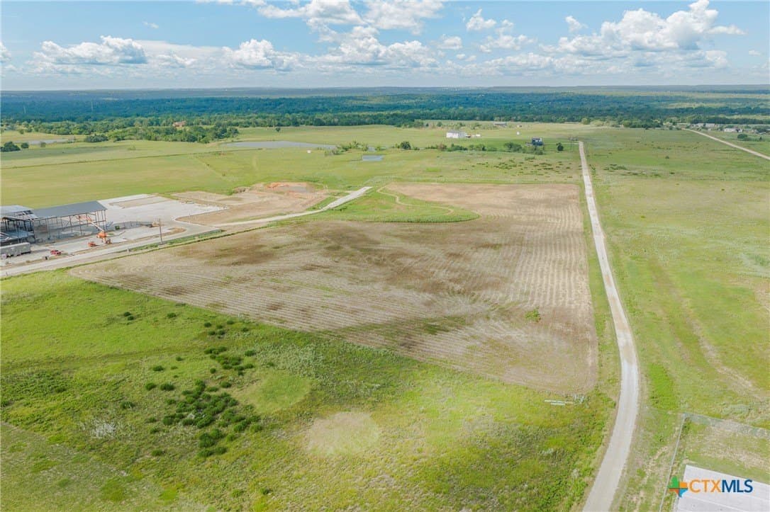 10.69 acres in Bastrop County - photo 7