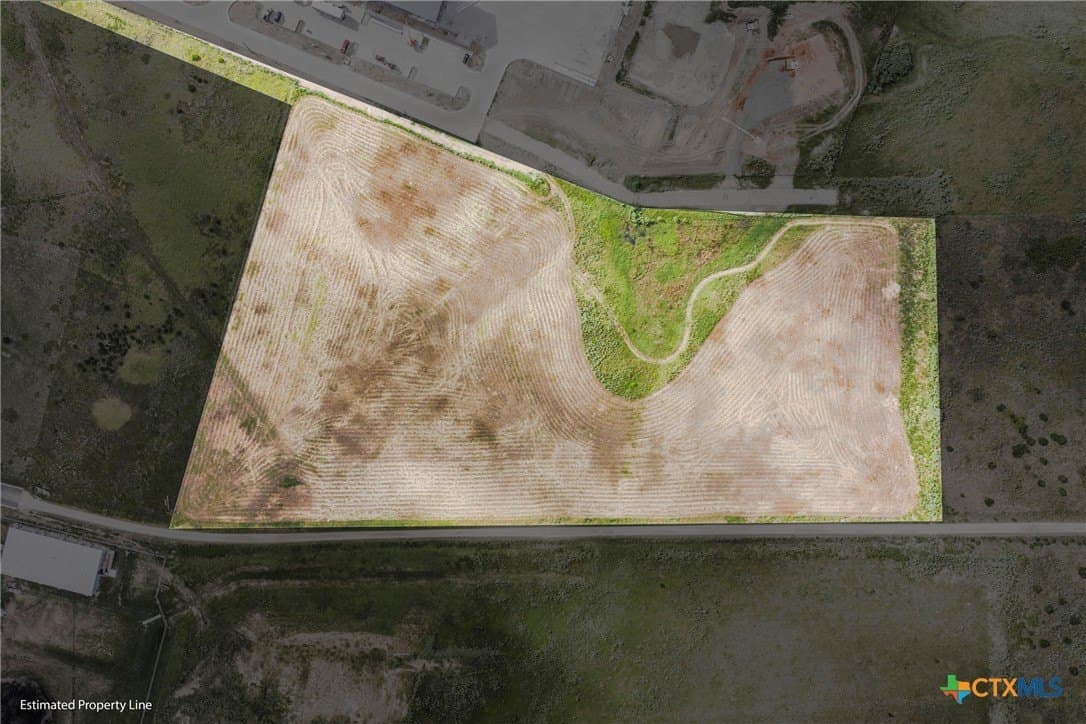 10.69 acres in Bastrop County - photo 3