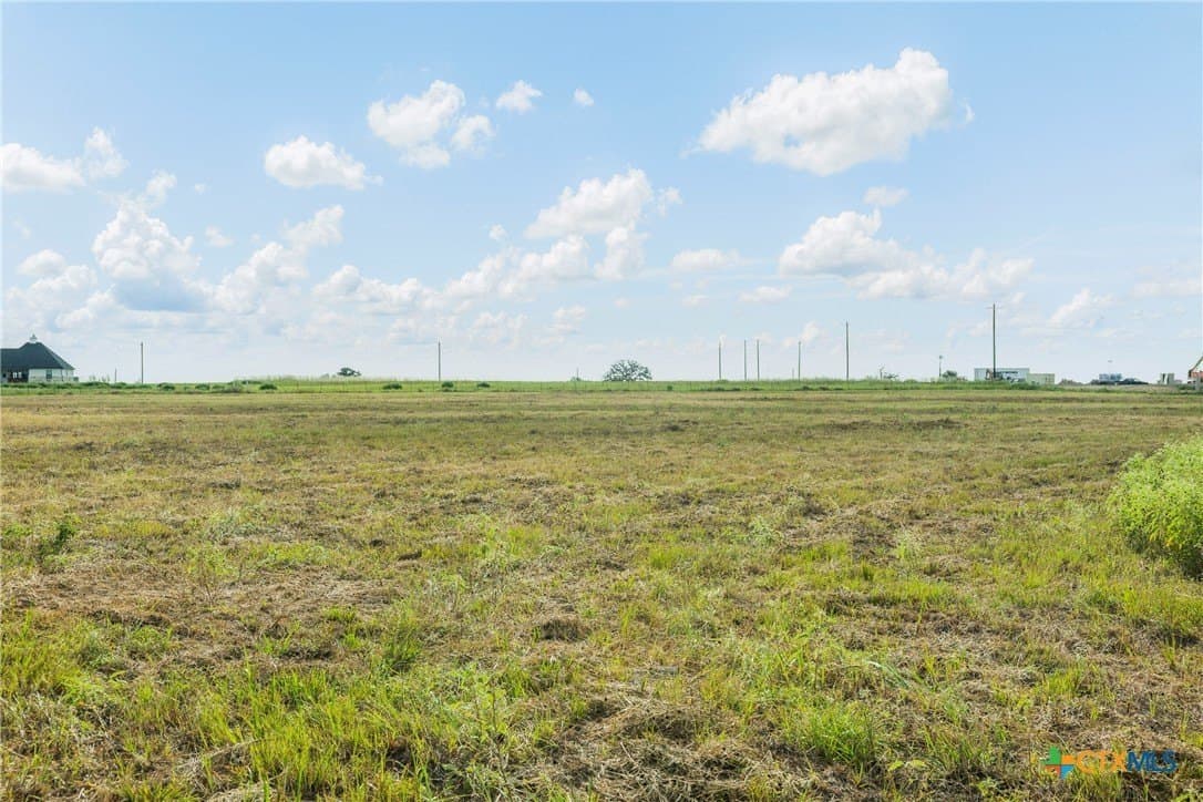 10.69 acres in Bastrop County - photo 16