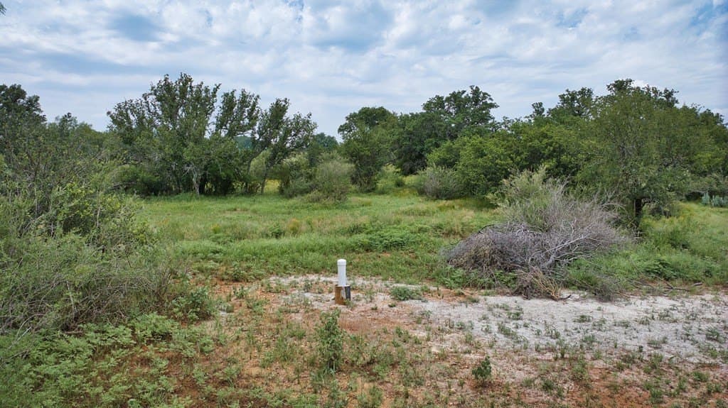 2.18 acres in Mason County gallery image 3