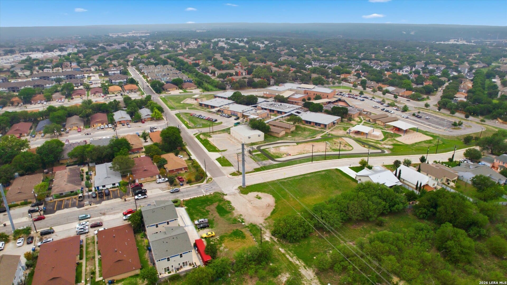 0.4 acres in Bexar County gallery image 2