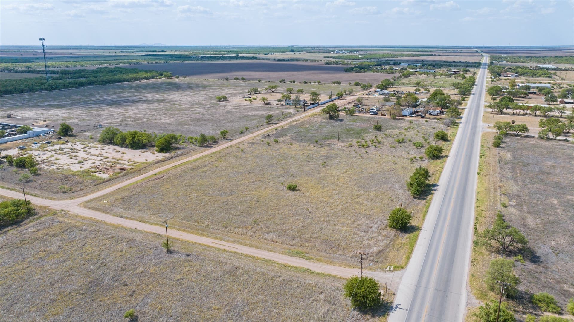 2.19 acres in Jones County - photo 2