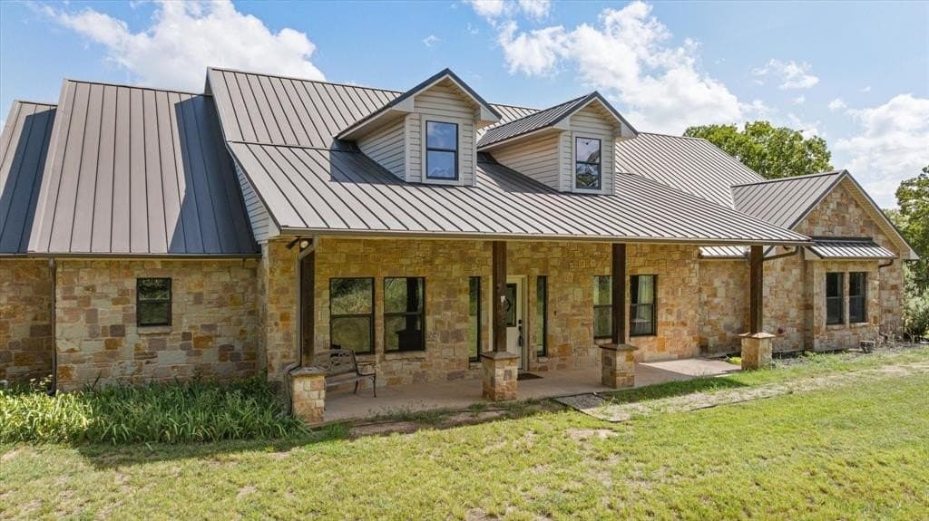 24.76 acres in Palo Pinto County
