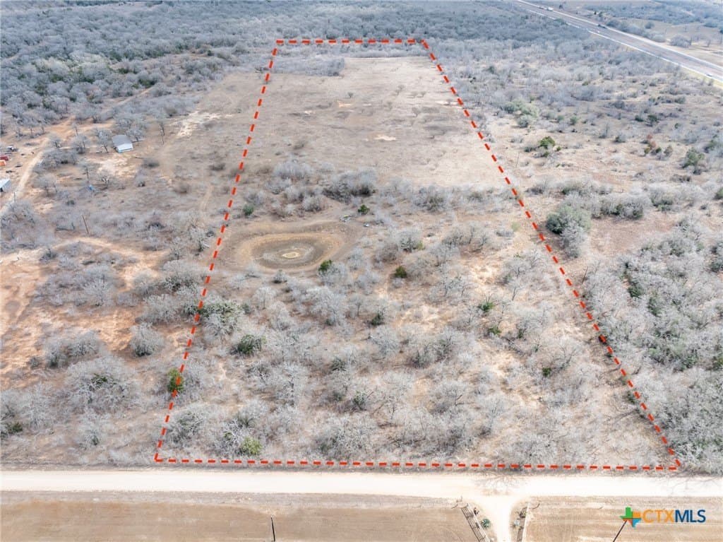 20 acres in Gonzales County gallery image 4