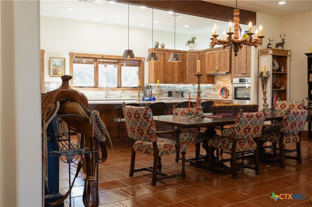 381.79 acres in Lampasas County gallery image 2