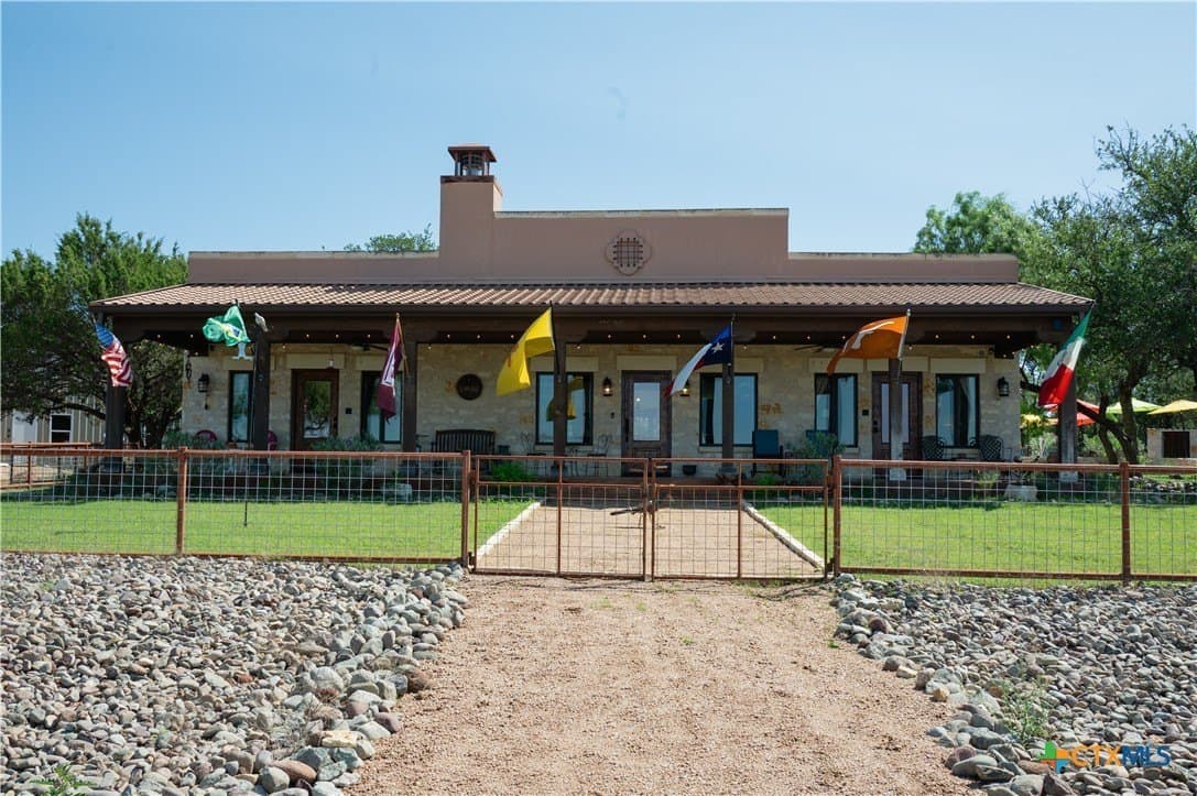 381.79 acres in Lampasas County