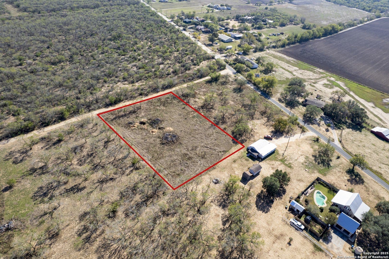 1.65 acres in Bexar County gallery image 3