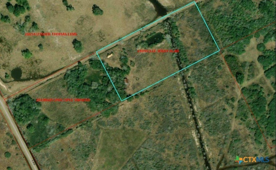 5 acres in Calhoun County