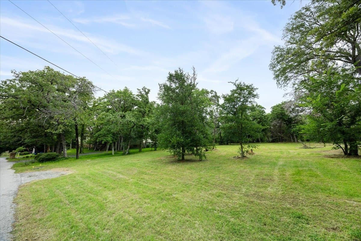 0.89 acres in Tarrant County - photo 6