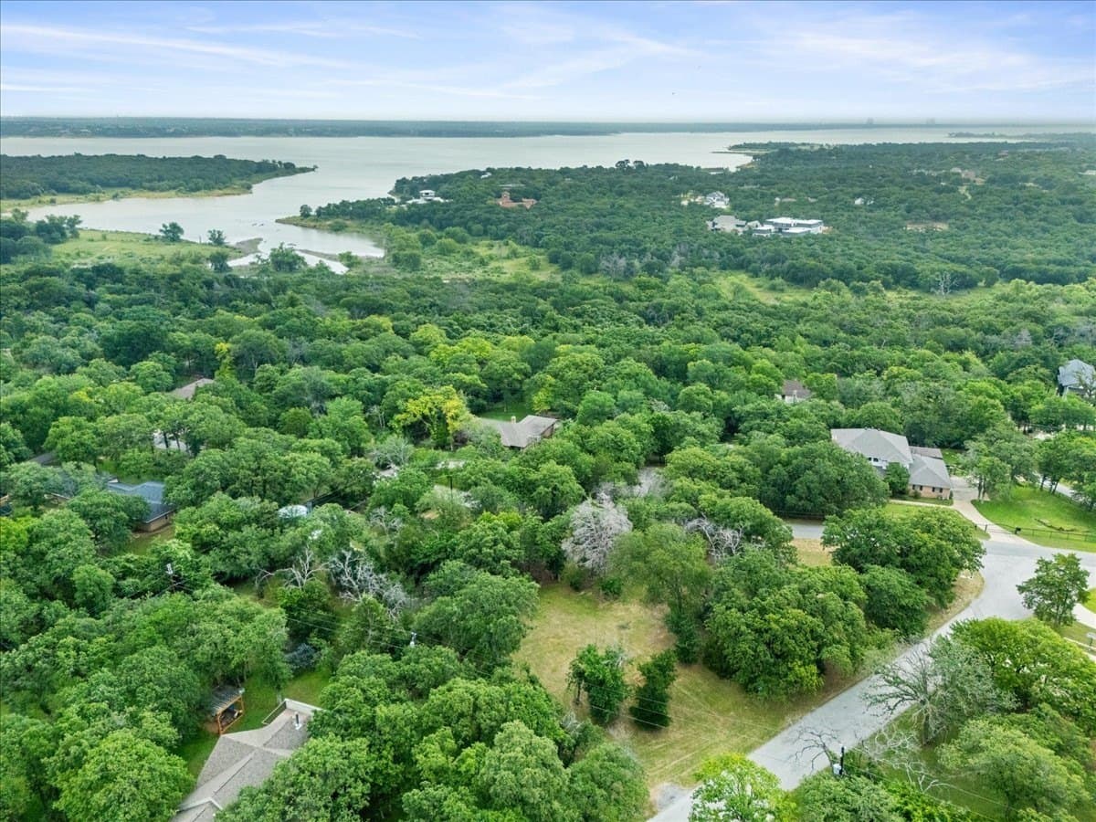 0.89 acres in Tarrant County