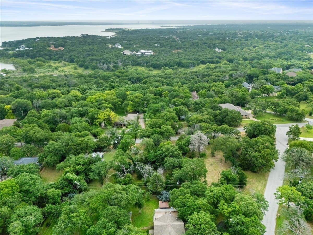 0.89 acres in Tarrant County gallery image 3