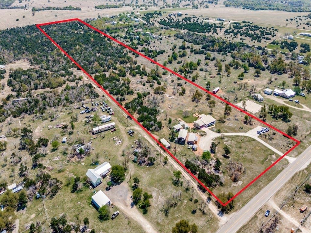 22.01 acres in Gillespie County gallery image 3