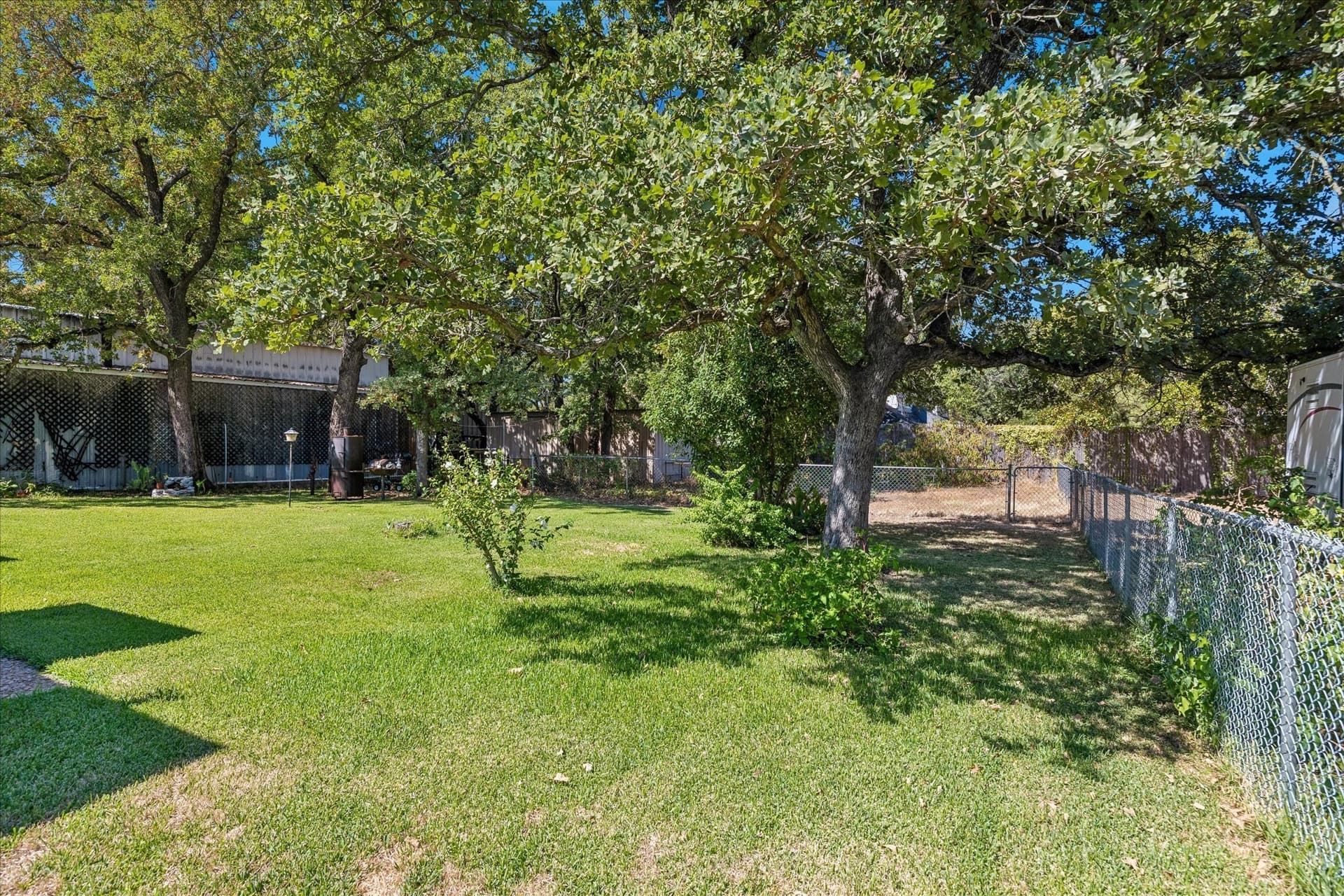 1.15 acres in Tarrant County - photo 9