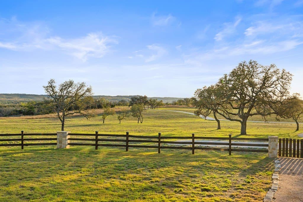 120 acres in Blanco County - photo 7
