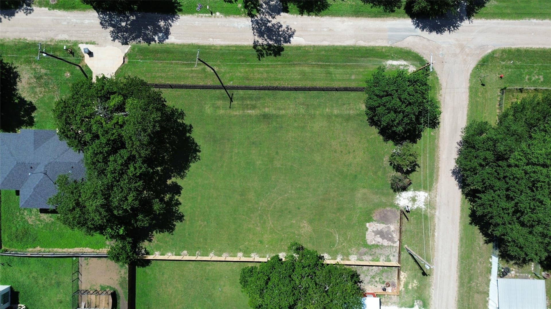 0.3 acres in Ellis County - photo 3