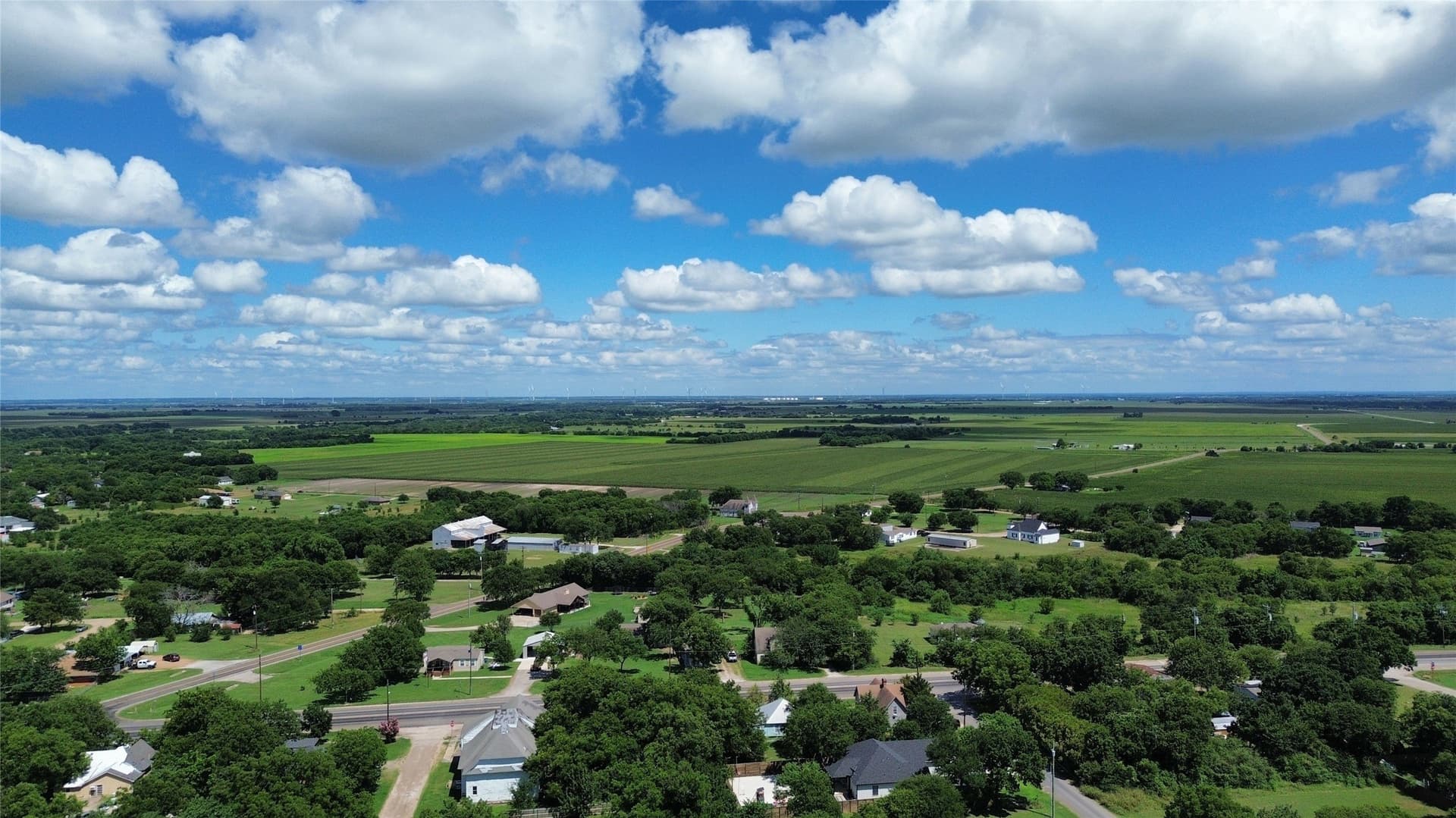 0.3 acres in Ellis County - photo 12