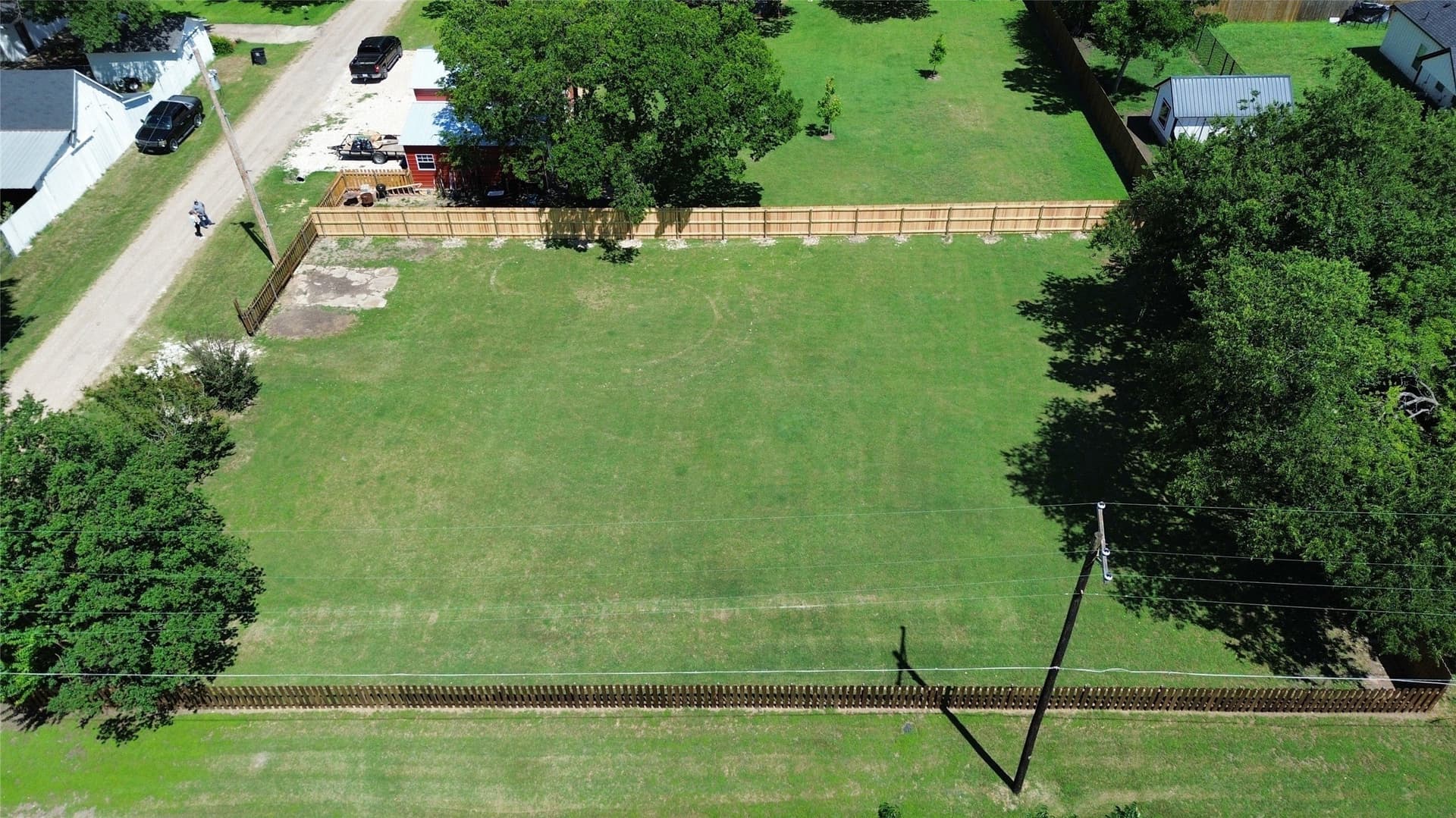 0.3 acres in Ellis County - photo 6