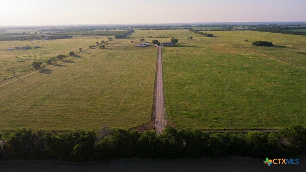 10.5 acres in Guadalupe County gallery image 2