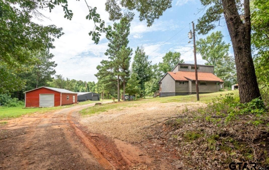 15.02 acres in Smith County gallery image 4