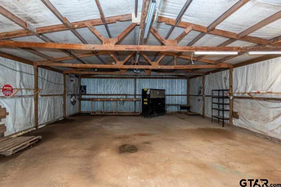 15.02 acres in Smith County - photo 10