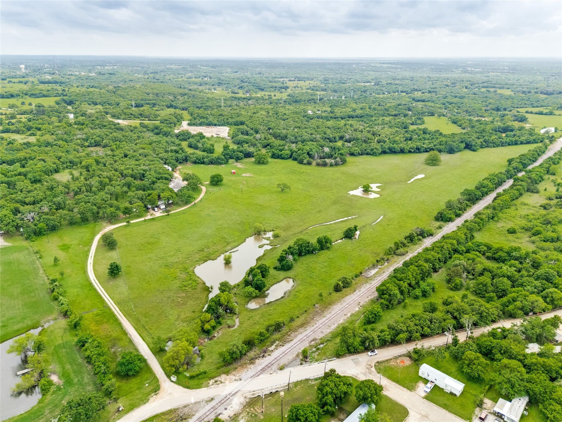 39 acres in Johnson County