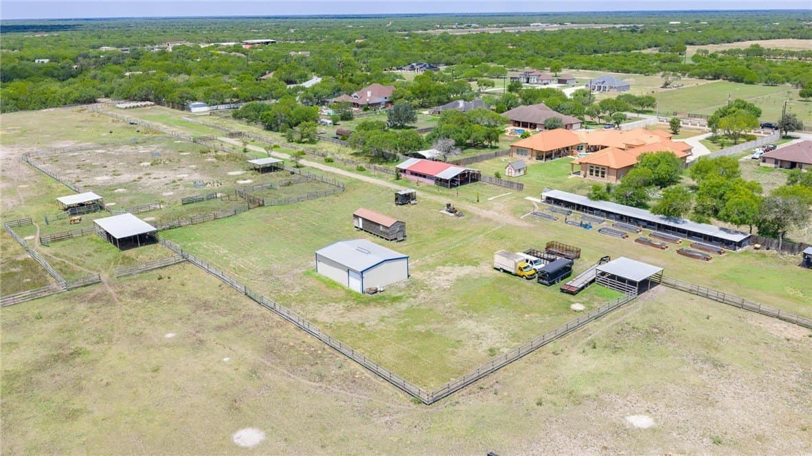 30.8 acres in Kleberg County - photo 2