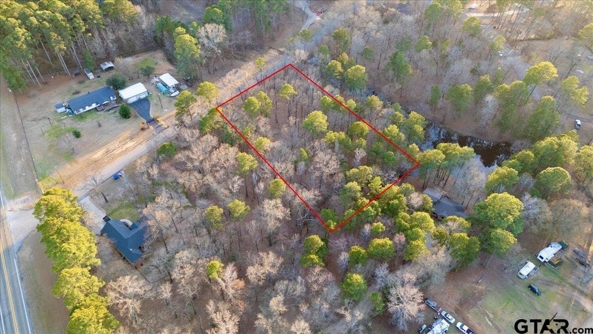 1.49 acres in Smith County gallery image 4