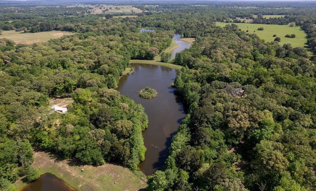 0.75 acres in ANDERSON County - photo 25