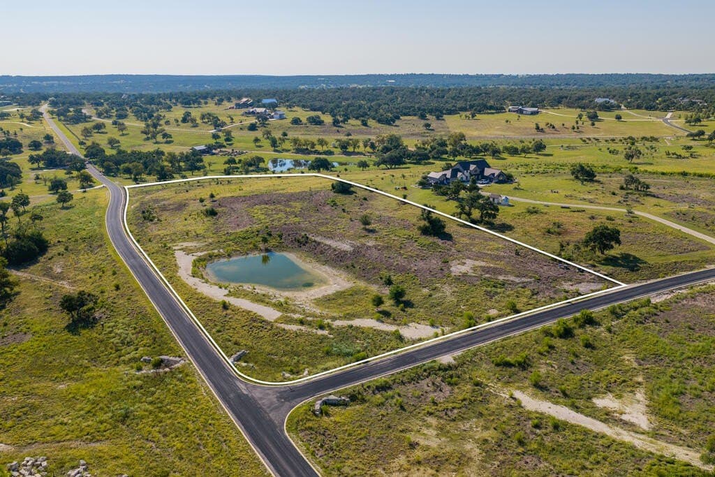 6.86 acres in Kerr County - photo 2