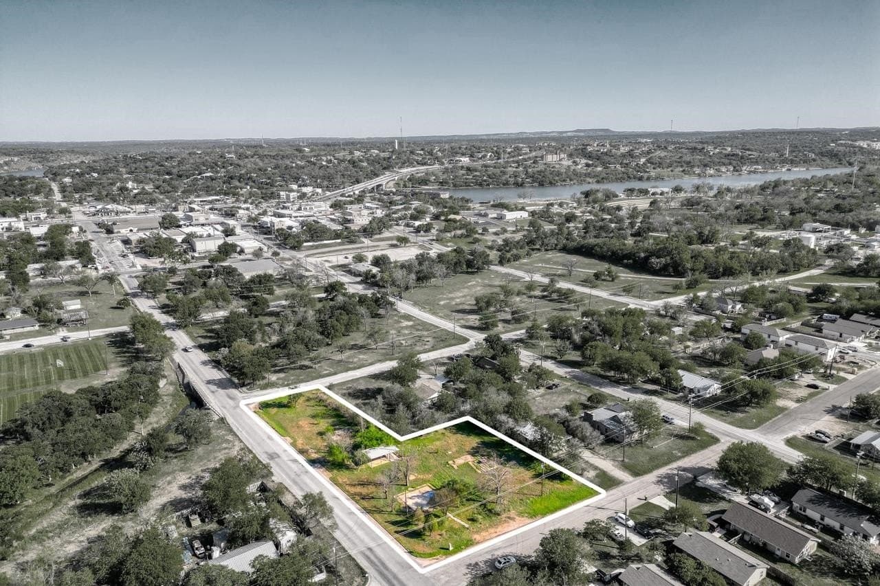 0.64 acres in Burnet County gallery image 2