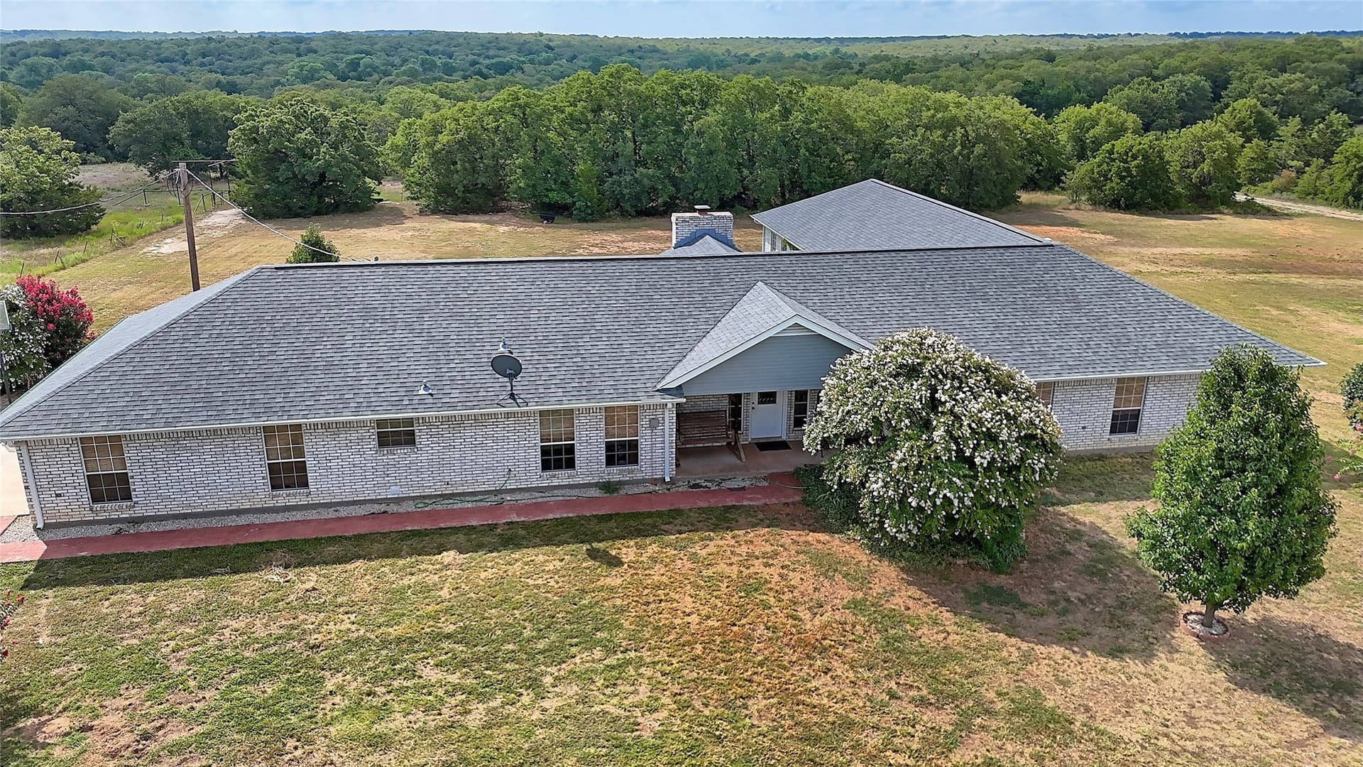 10 acres in Montague County