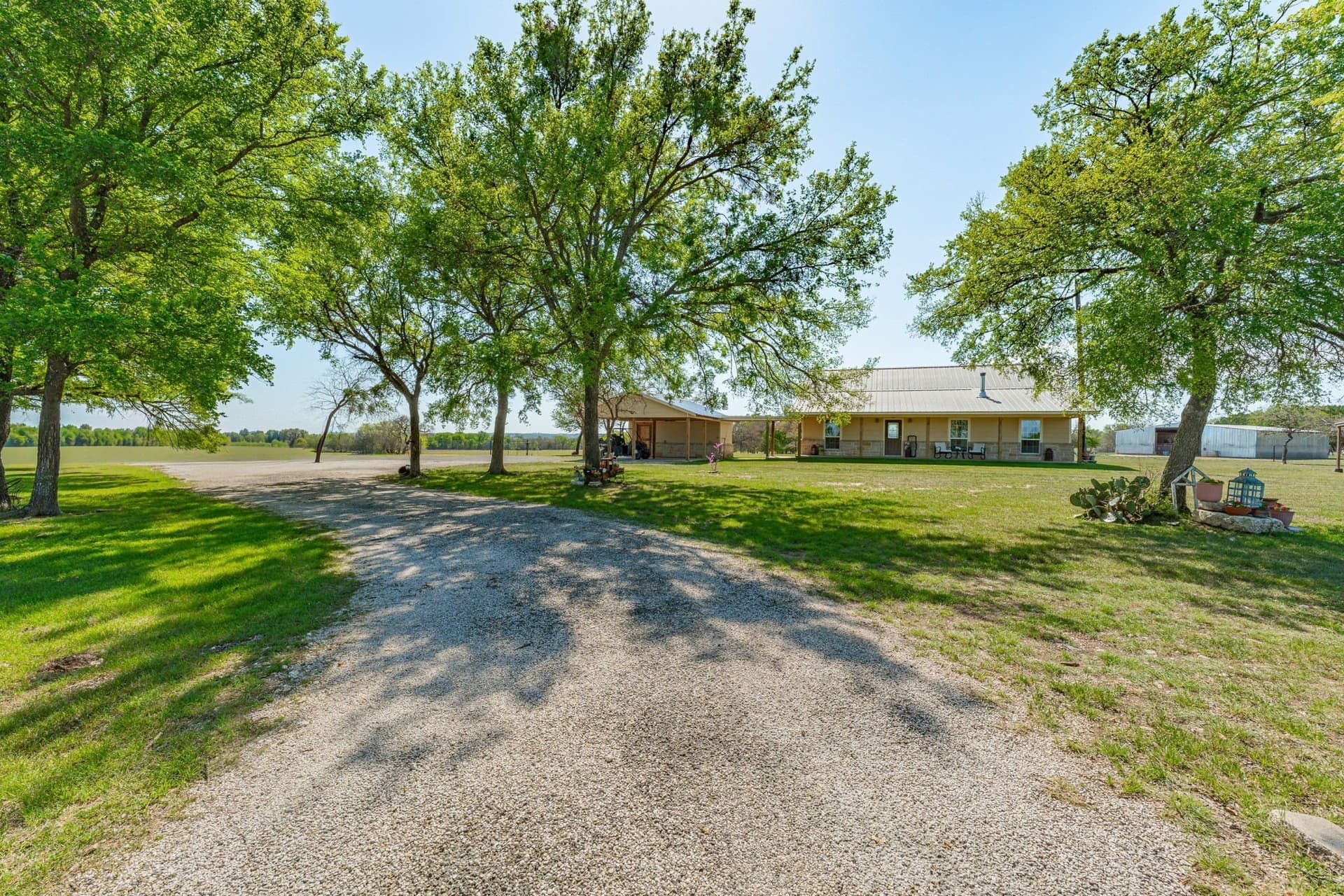 17 acres in Lampasas County gallery image 2